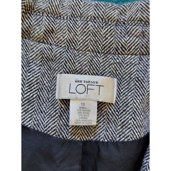 Ann Taylor Loft Petites Women's Wool Blend Striped Belted Jacket Top Size 12 - Picture 2 of 5